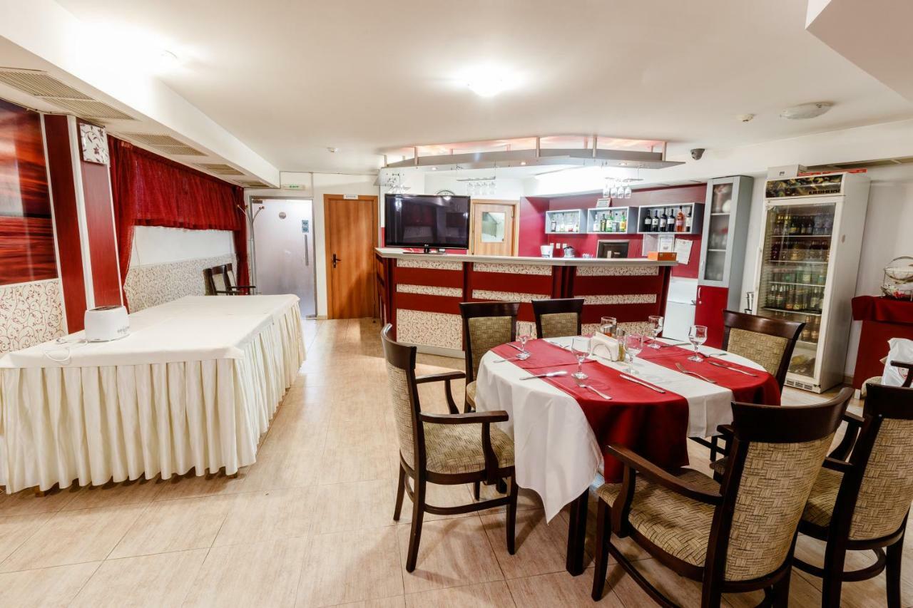 Hotel Vienna Silistra Exteriör bild